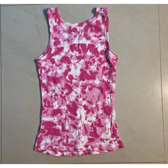 2 Tank Top Bundle - Picture 7 of 8